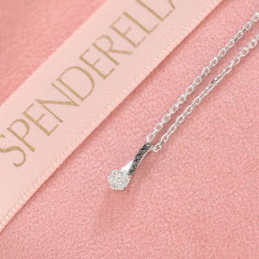 Infinity privezak sa crnim dijamantima