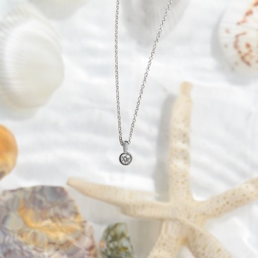 Jedinstven baš kao i ona