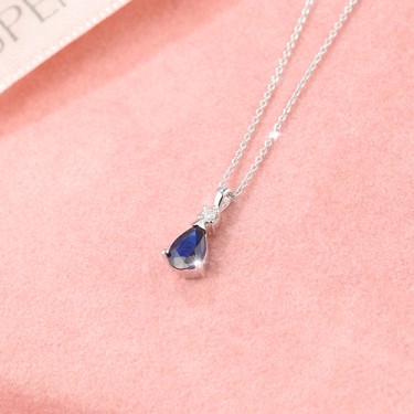 Safir i dijamanti privezak