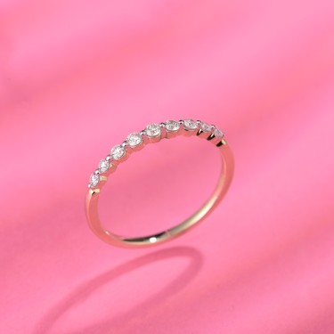 Burma ili verenički prsten sa dijamantima u žutom zlatu
