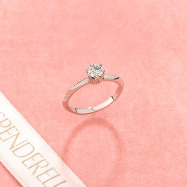 Verenički prsten sa dijamantom 0.45ct