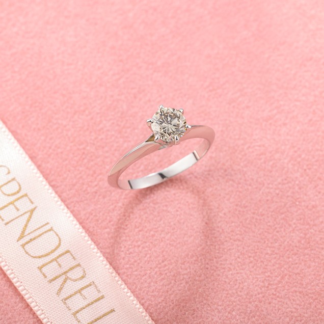Zlatni verenički prsten sa dijamantom 0.96ct