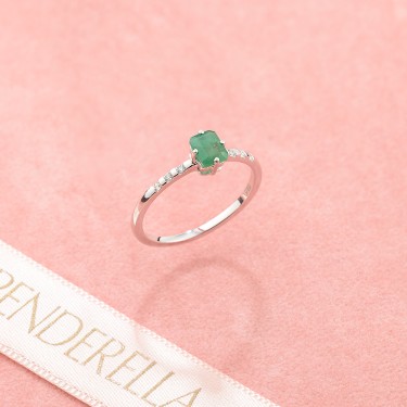 Verenički prsten sa smaragdom i brilijantima